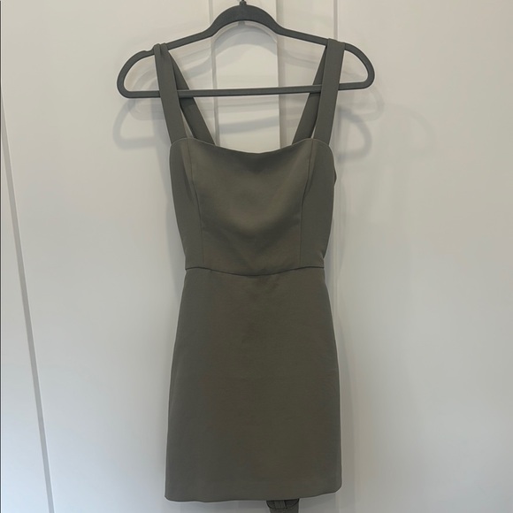Wilfred Dresses & Skirts - Wilfred Olive Green Mini Dress